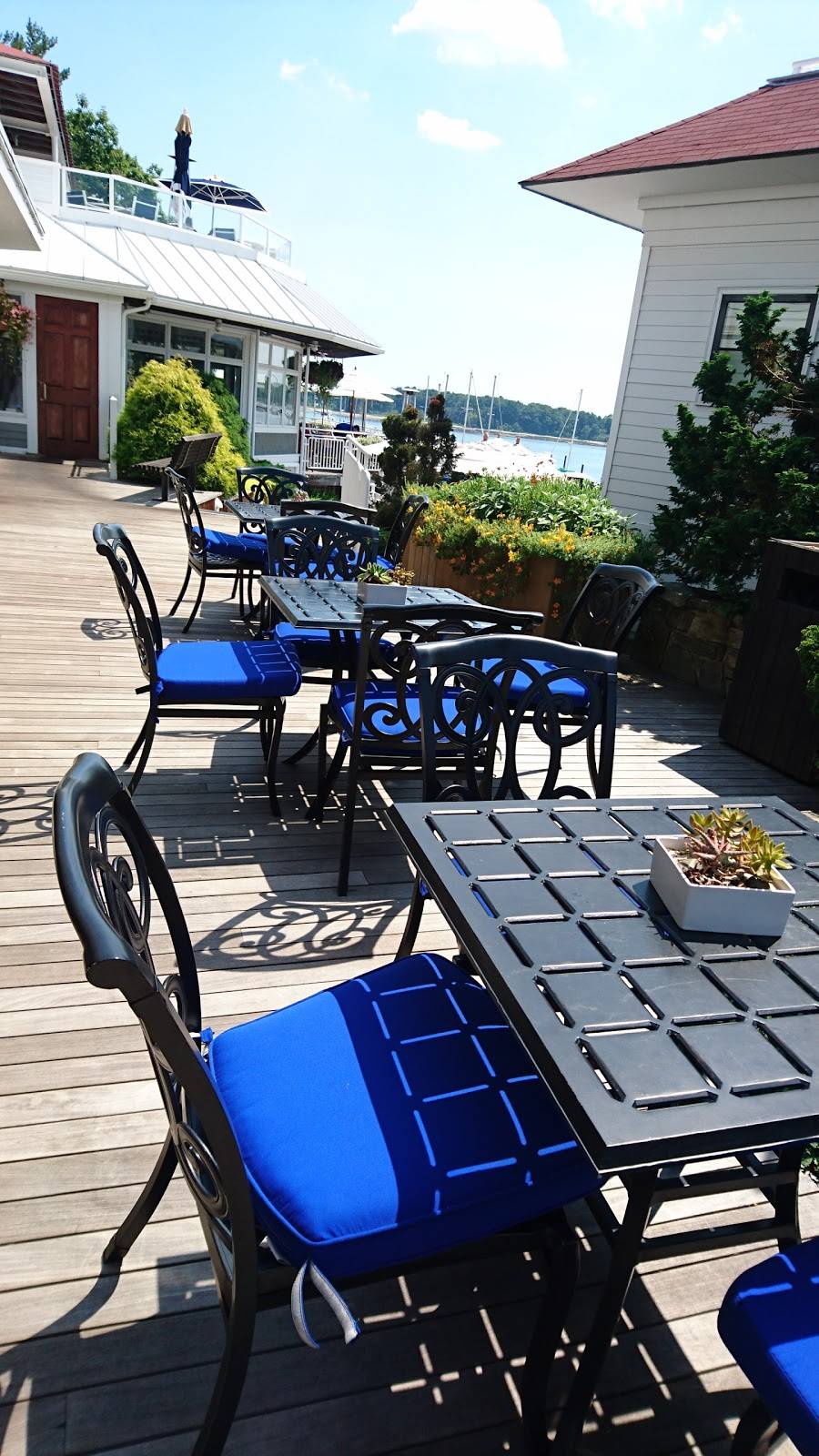 Latitudes at the Wentworth | restaurant | 588 Wentworth Rd, New Castle, NH 03854, USA | 6033736592 OR +1 603-373-6592