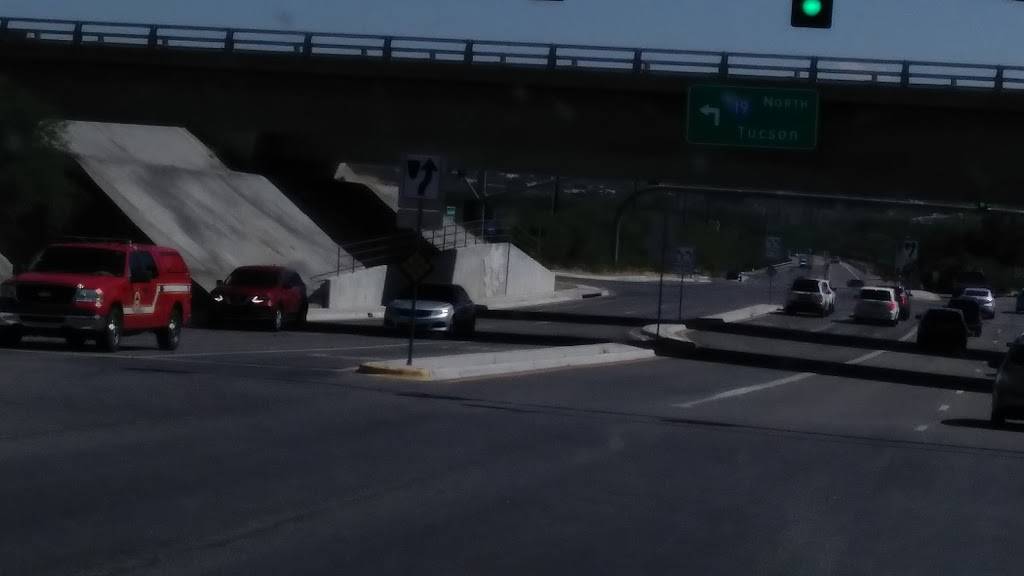 KFC | restaurant | 280 W Continental Rd, Green Valley, AZ 85622, USA | 5206480891 OR +1 520-648-0891