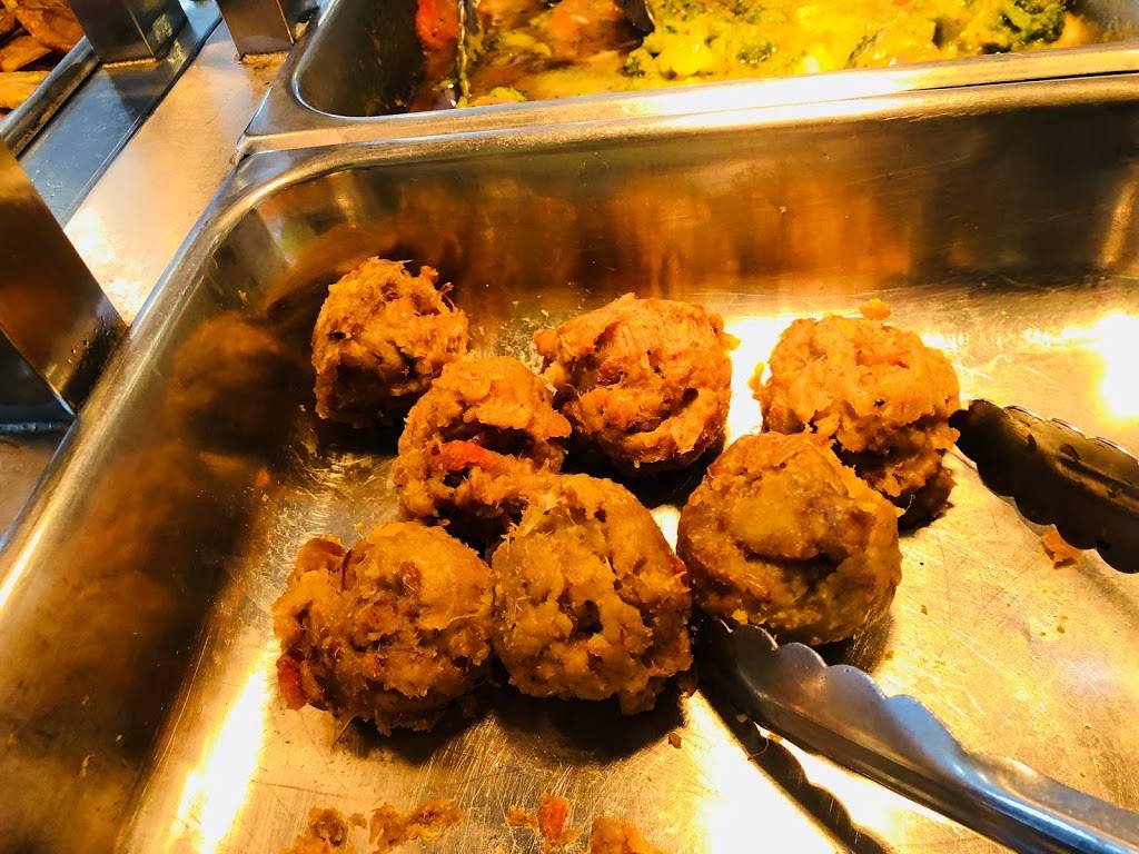 Sazons buffet and grill | restaurant | 701 W Lancaster Rd, Orlando, FL 32809, USA | 4074135219 OR +1 407-413-5219