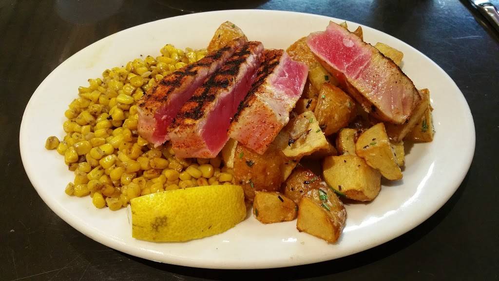 Blue Salt Fish Grill | restaurant | 2515 Artesia Blvd, Redondo Beach, CA 90278, USA | 4242477414 OR +1 424-247-7414