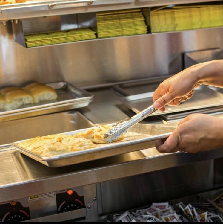 Chicken Express | restaurant | 4712 NW Cache Rd, Lawton, OK 73505, USA | 5803503124 OR +1 580-350-3124