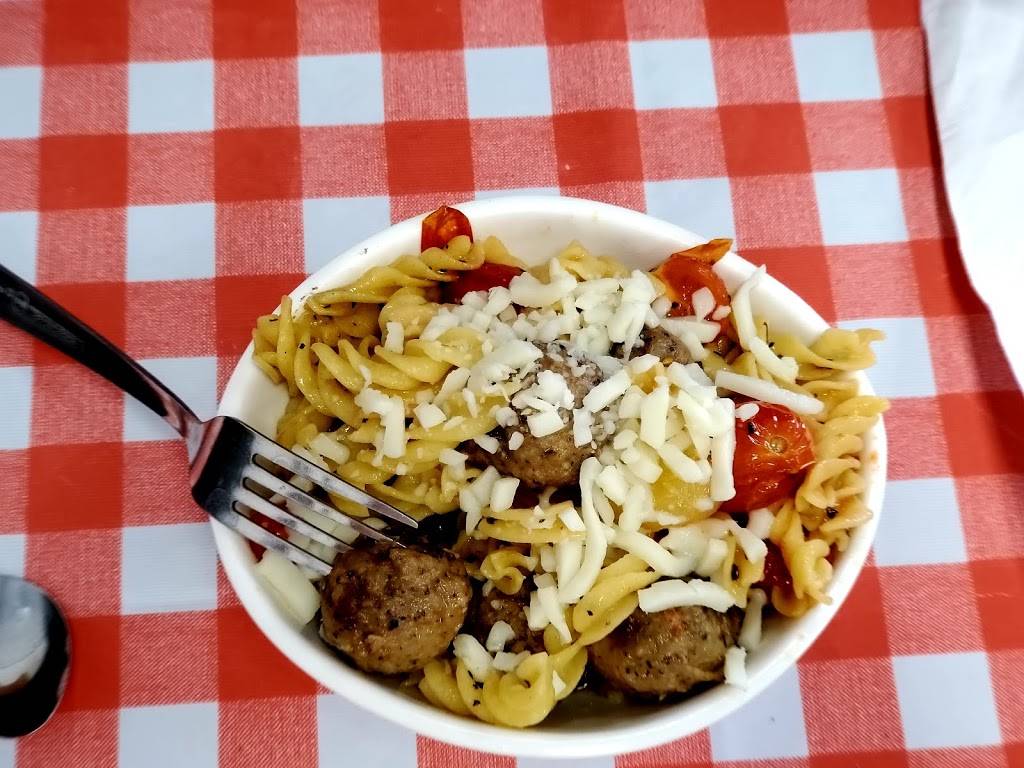 The Pasta Place | restaurant | 6105 Havelock Ave, Lincoln, NE 68507, USA | 4029752010 OR +1 402-975-2010