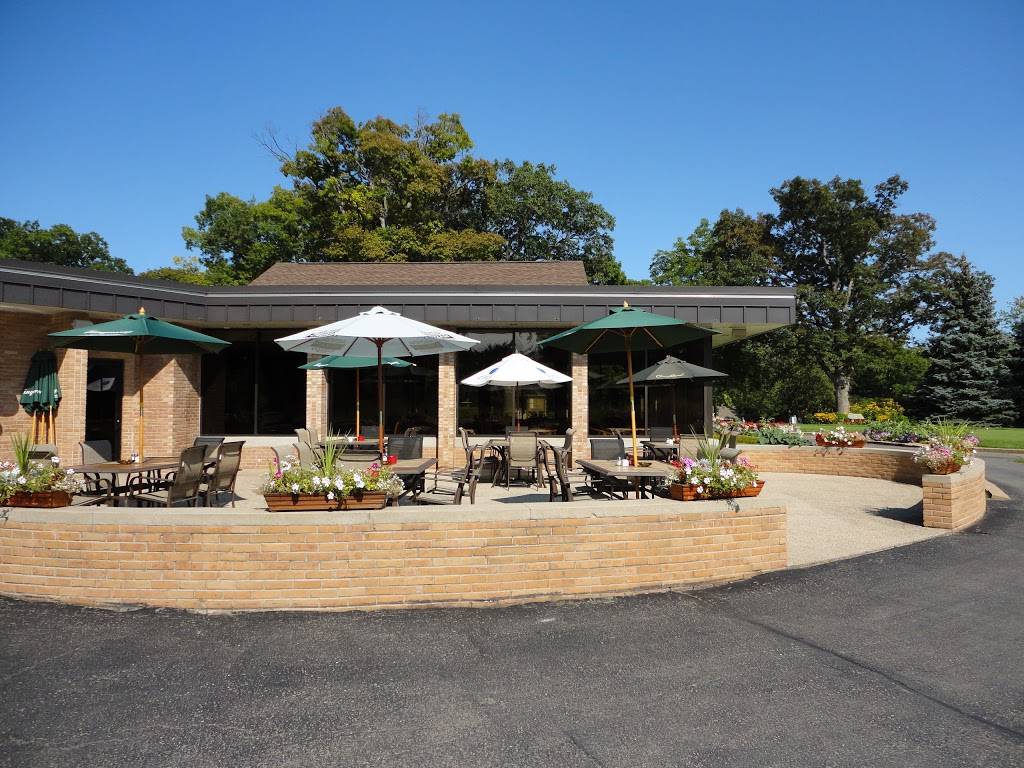 Meadowbrook Country Club Restaurant | restaurant | 2149 N Green Bay Rd, Mt Pleasant, WI 53405, USA | 2628989900 OR +1 262-898-9900