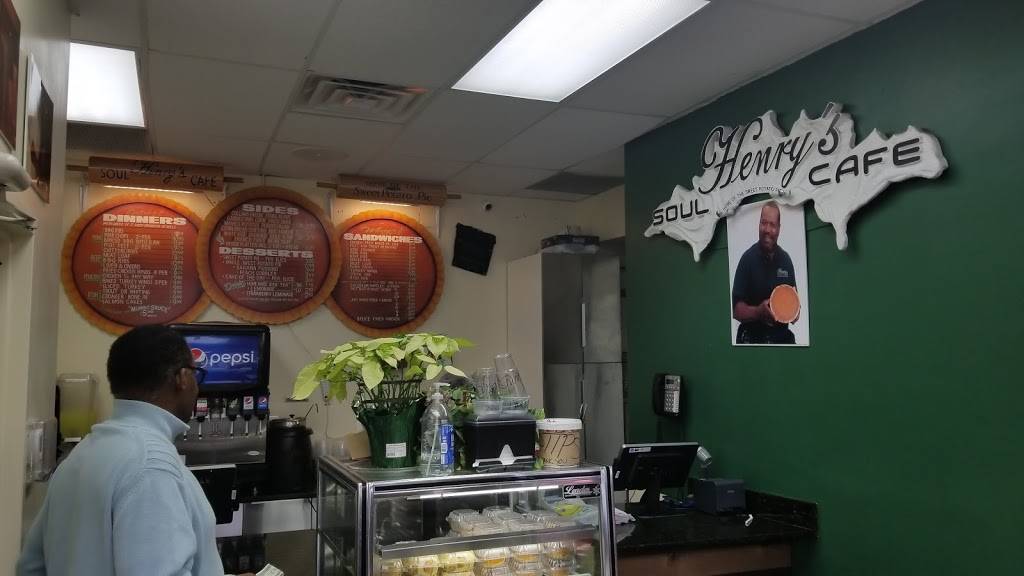 Henrys Soul Cafe | cafe | 1704 U St NW, Washington, DC 20009, USA | 2022653336 OR +1 202-265-3336