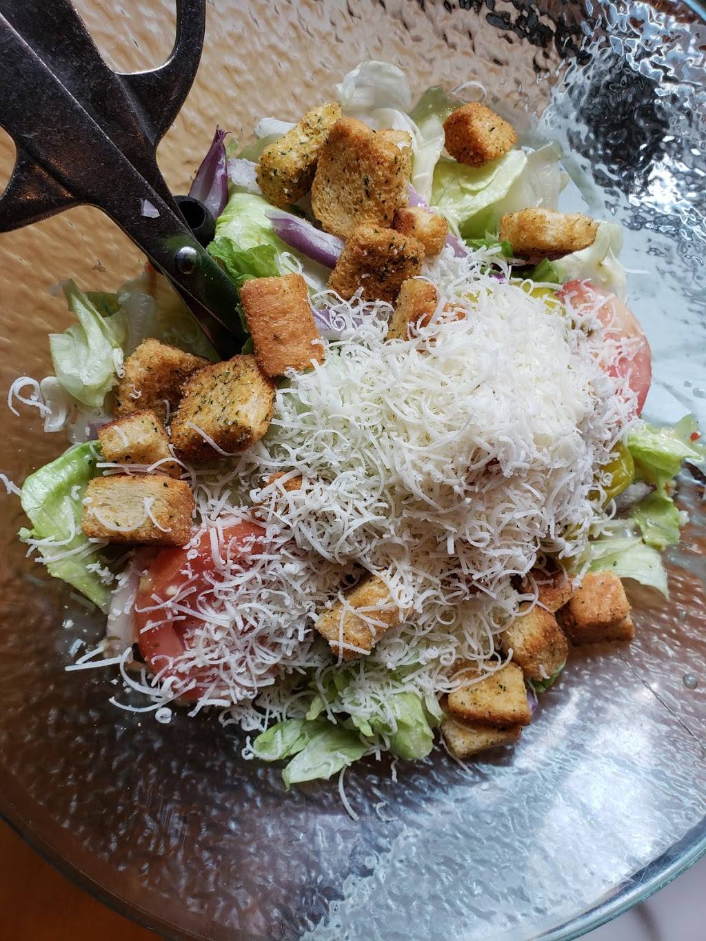 Olive Garden Italian Restaurant | meal takeaway | 6 Restaurant Park Dr N, Owings Mills, MD 21117, USA | 4105816891 OR +1 410-581-6891