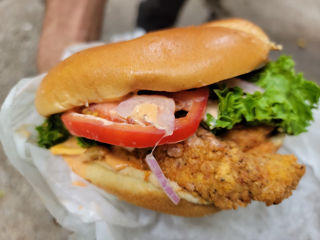 Strips Chicken | restaurant | 420 W 85th St, Kansas City, MO 64114, USA | 8164923797 OR +1 816-492-3797