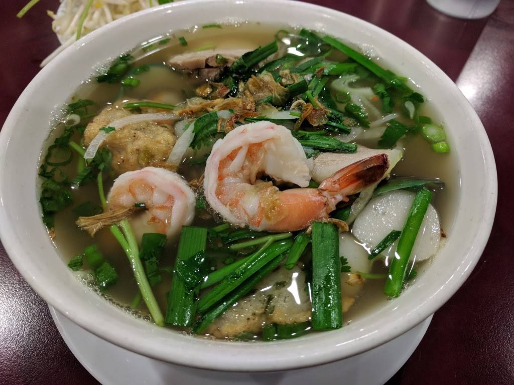 Lv Vietnamese Restaurant | restaurant | 2621 Springs Rd, Vallejo, CA 94591, USA | 7075610070 OR +1 707-561-0070