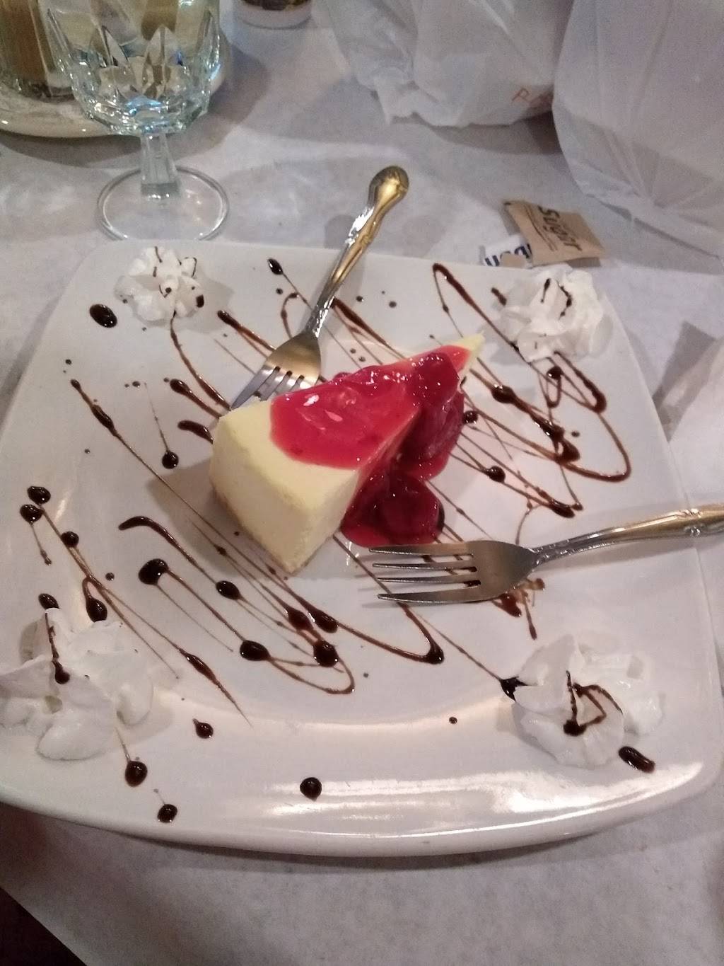 La Villa Restaurant Lounge and Banquets | restaurant | 3632 N Pulaski Rd, Chicago, IL 60641, USA | 7732837980 OR +1 773-283-7980