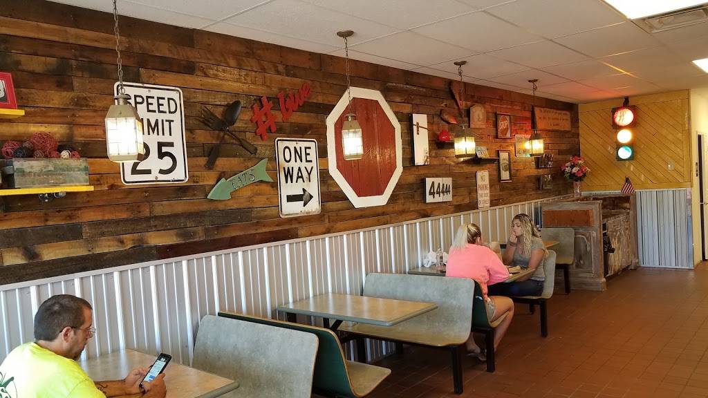 Sub Stop | restaurant | 119 Ridge Rd, Newton Falls, OH 44444, USA | 3308724032 OR +1 330-872-4032