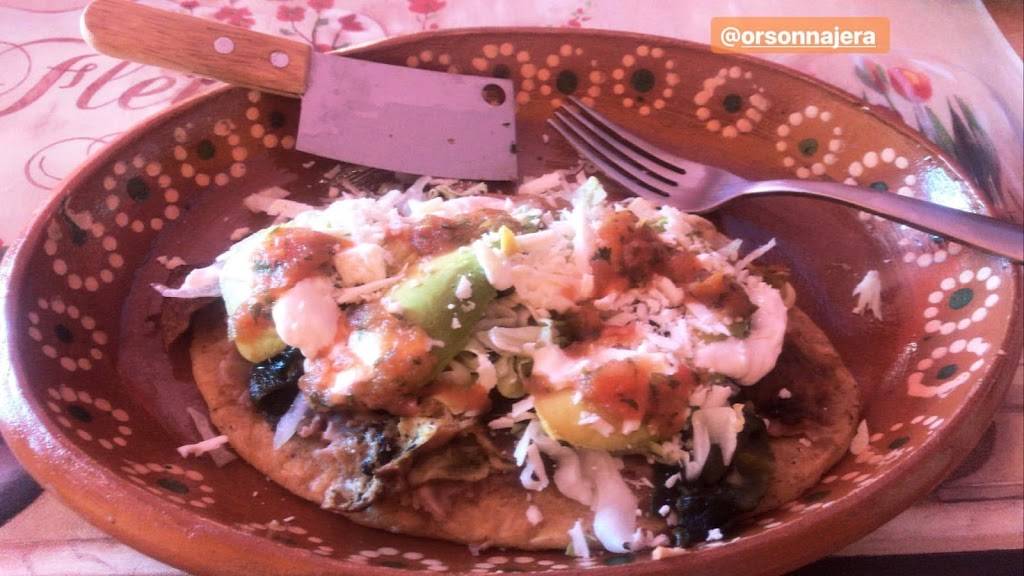 Rosticería y Antojitos Doña Vero | restaurant | Las Torres Parte Baja, Las Torres, 22470 Tijuana, B.C., Mexico | 016645898021 OR +52 664 589 8021