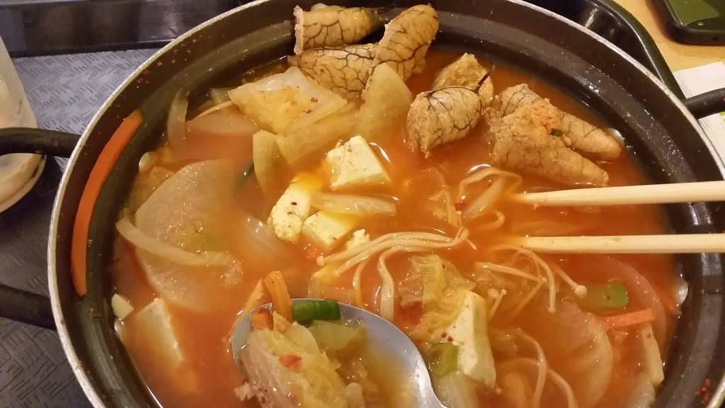 Spoon House | restaurant | 616 E Green St, Champaign, IL 61820, USA | 2173443483 OR +1 217-344-3483