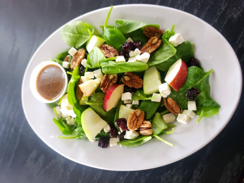 Vitos Pizza Pie | meal delivery | 4741 Spotswood Trail, Keezletown, VA 22832, USA | 5404338486 OR +1 540-433-8486