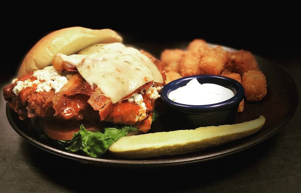 The Fat Rabbit Pub | restaurant | 16029 Tampa Palms Blvd W, Tampa, FL 33647, USA | 8132523004 OR +1 813-252-3004