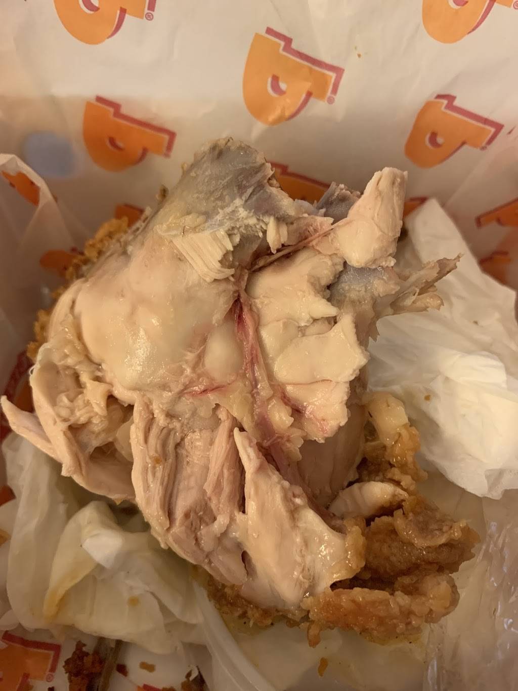 Popeyes Louisiana kitchen | restaurant | 5641 Steeles Ave E, Scarborough, ON M1V 5P6, Canada | 4167548800 OR +1 416-754-8800