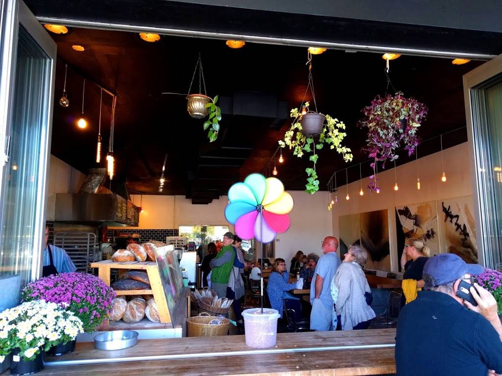 Bread & Water Company- Alexandria | cafe | 1512 Belle View Blvd, Alexandria, VA 22307, USA | 7037680100 OR +1 703-768-0100