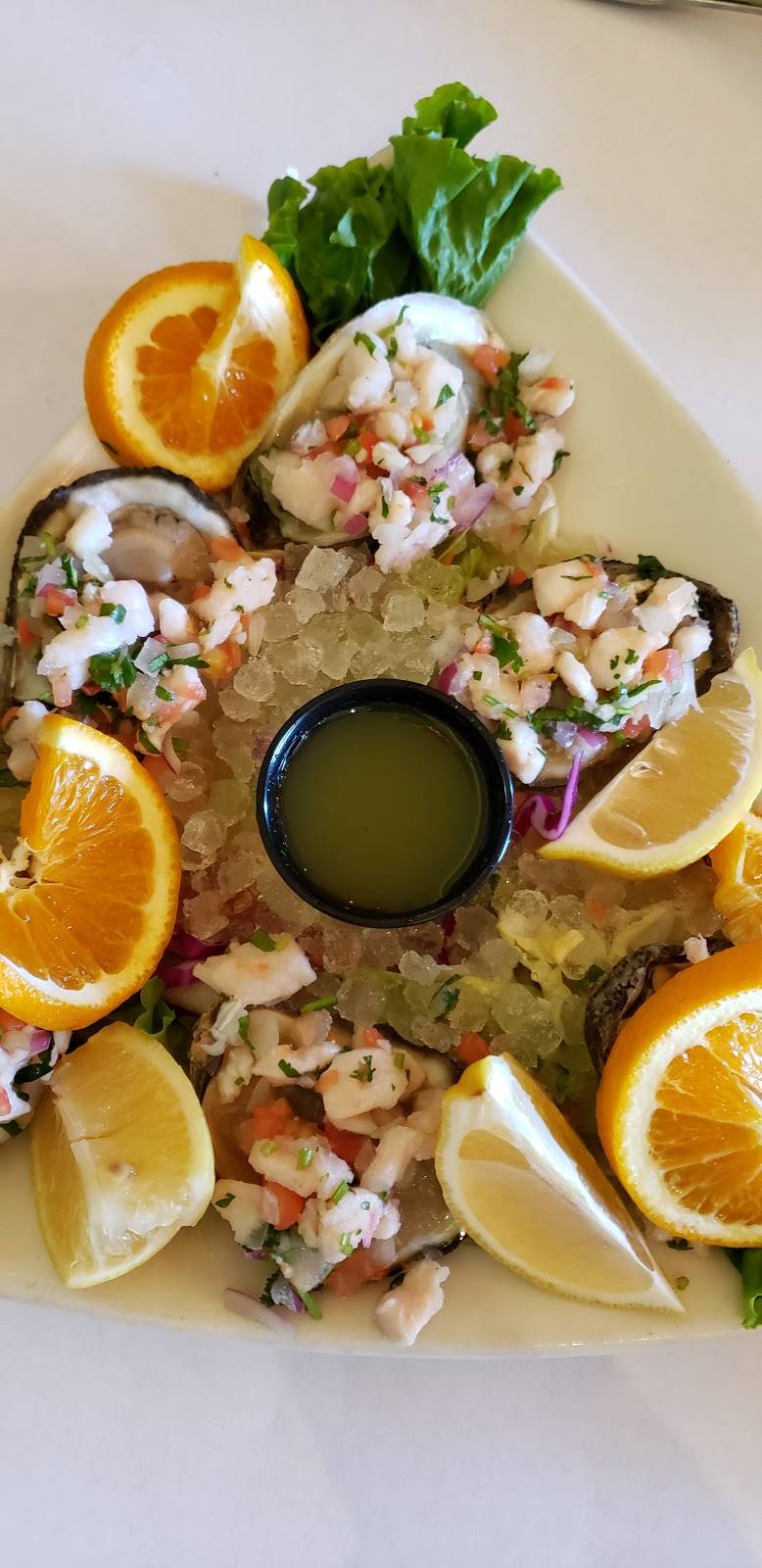 El Pescador Family Restaurant | restaurant | 17421 S Avalon Blvd A, Carson, CA 90746, USA | 3103273774 OR +1 310-327-3774