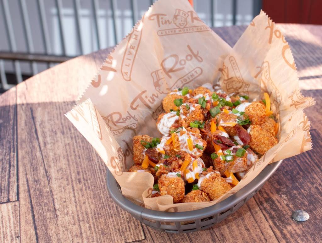 Tin Roof | restaurant | 303 S Limestone, Lexington, KY 40508, USA | 8593179111 OR +1 859-317-9111