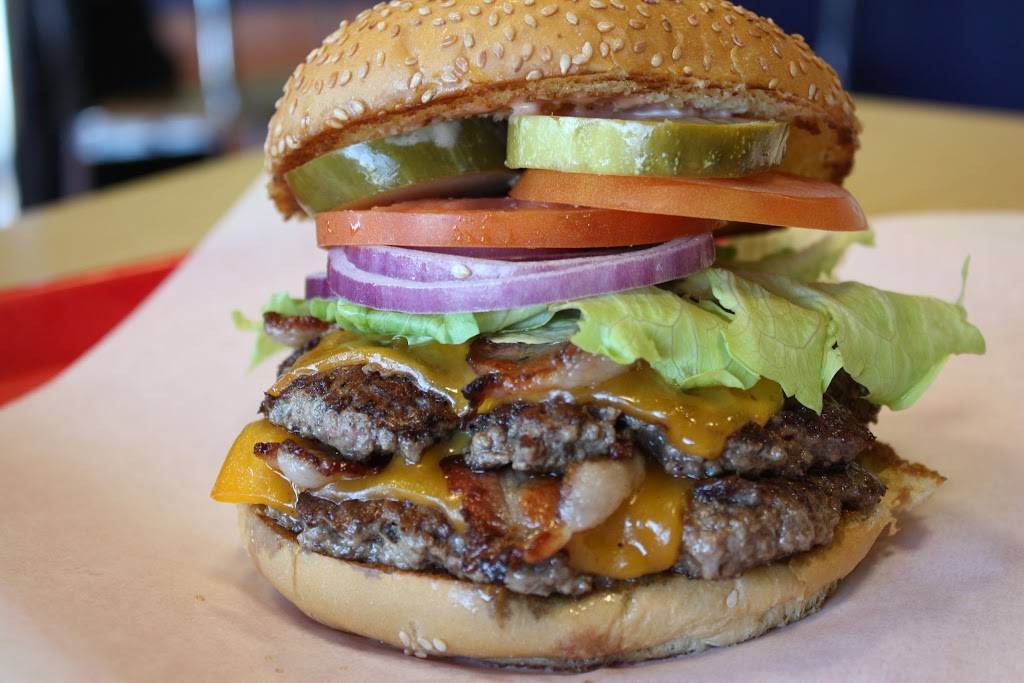 Johnnys Burgers & Dogs | restaurant | 3141 S McClintock Dr #13, Tempe, AZ 85282, USA | 4807553833 OR +1 480-755-3833