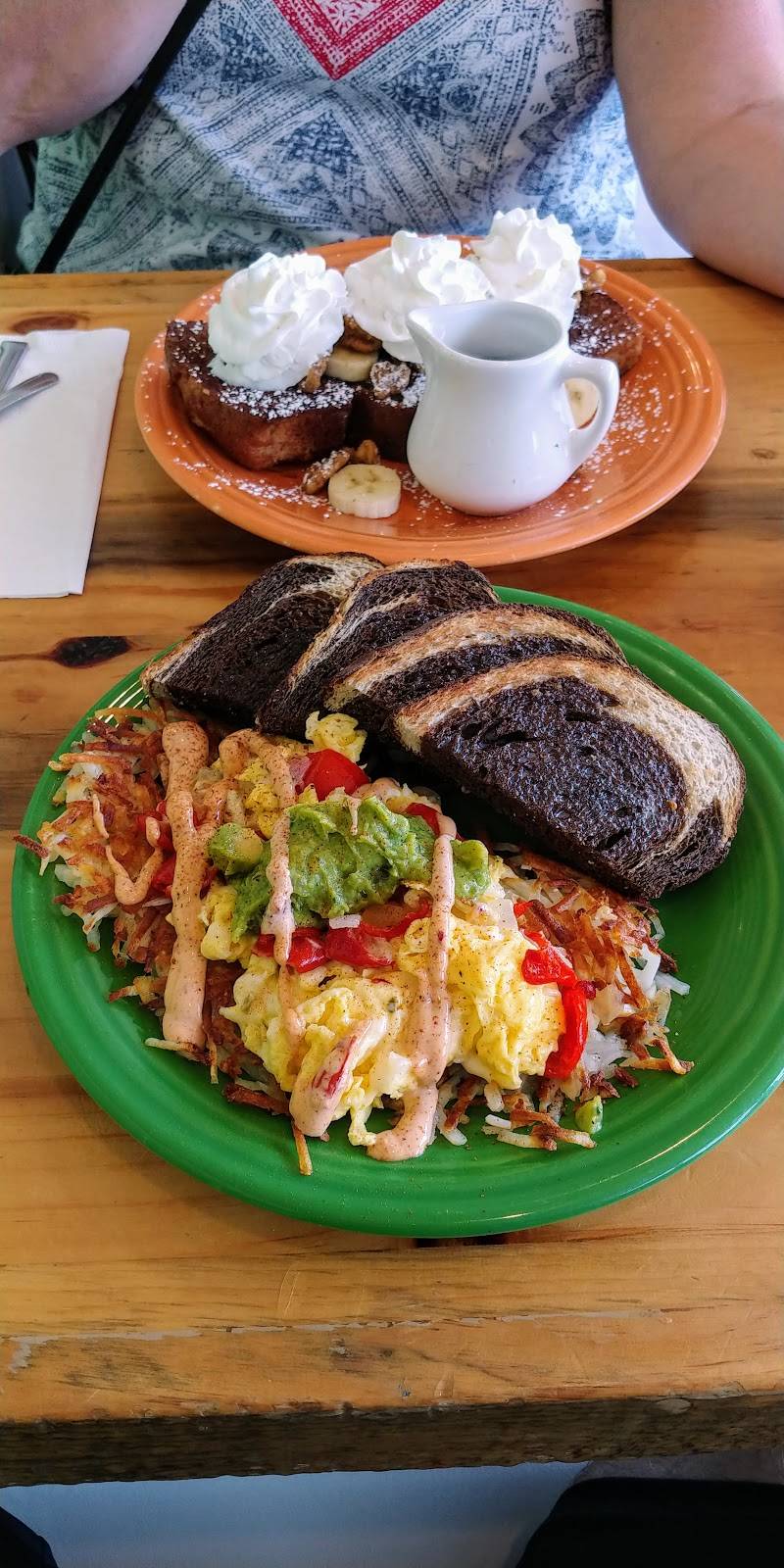 Tuckers | restaurant | 1328 Hooksett Rd, Hooksett, NH 03106, USA | 6032065757 OR +1 603-206-5757