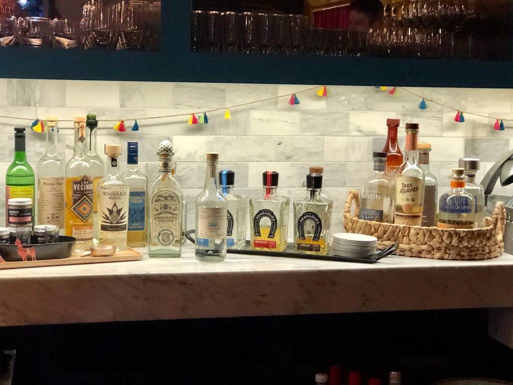 Casa Pequena Taqueria | restaurant | 430 5th St, Lake Oswego, OR 97034, USA | 5033873439 OR +1 503-387-3439