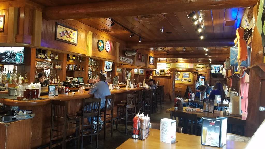 Famous Daves Bar-B-Que | restaurant | 15725 E Briarwood Cir, Aurora, CO 80016, USA | 3033966227 OR +1 303-396-6227