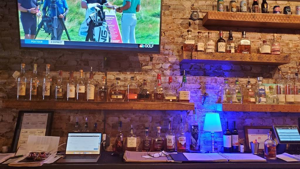 The River | restaurant | 137 N Wayne Ave, Waynesboro, VA 22980, USA | 5409433339 OR +1 540-943-3339