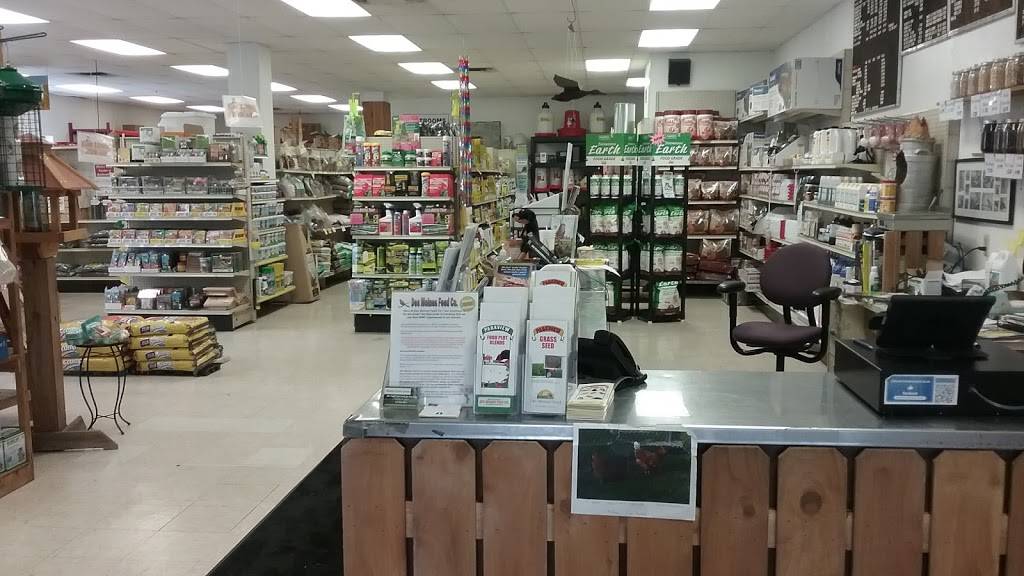 Des Moines Feed & Nature Center | restaurant | 2019 Hubbell Ave, Des Moines, IA 50317, USA | 5152620154 OR +1 515-262-0154