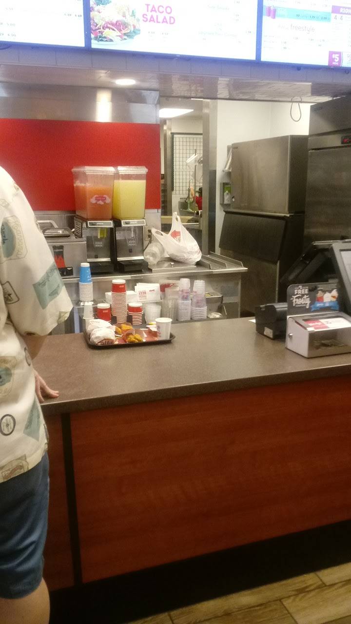 Wendys | restaurant | 12430 Capital Blvd, Wake Forest, NC 27587, USA | 9195622349 OR +1 919-562-2349