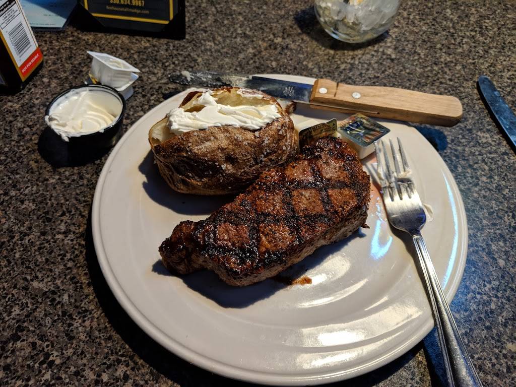 Firehouse Grille & Pub | restaurant | 10 Tallmadge Cir, Tallmadge, OH 44278, USA | 3306349967 OR +1 330-634-9967