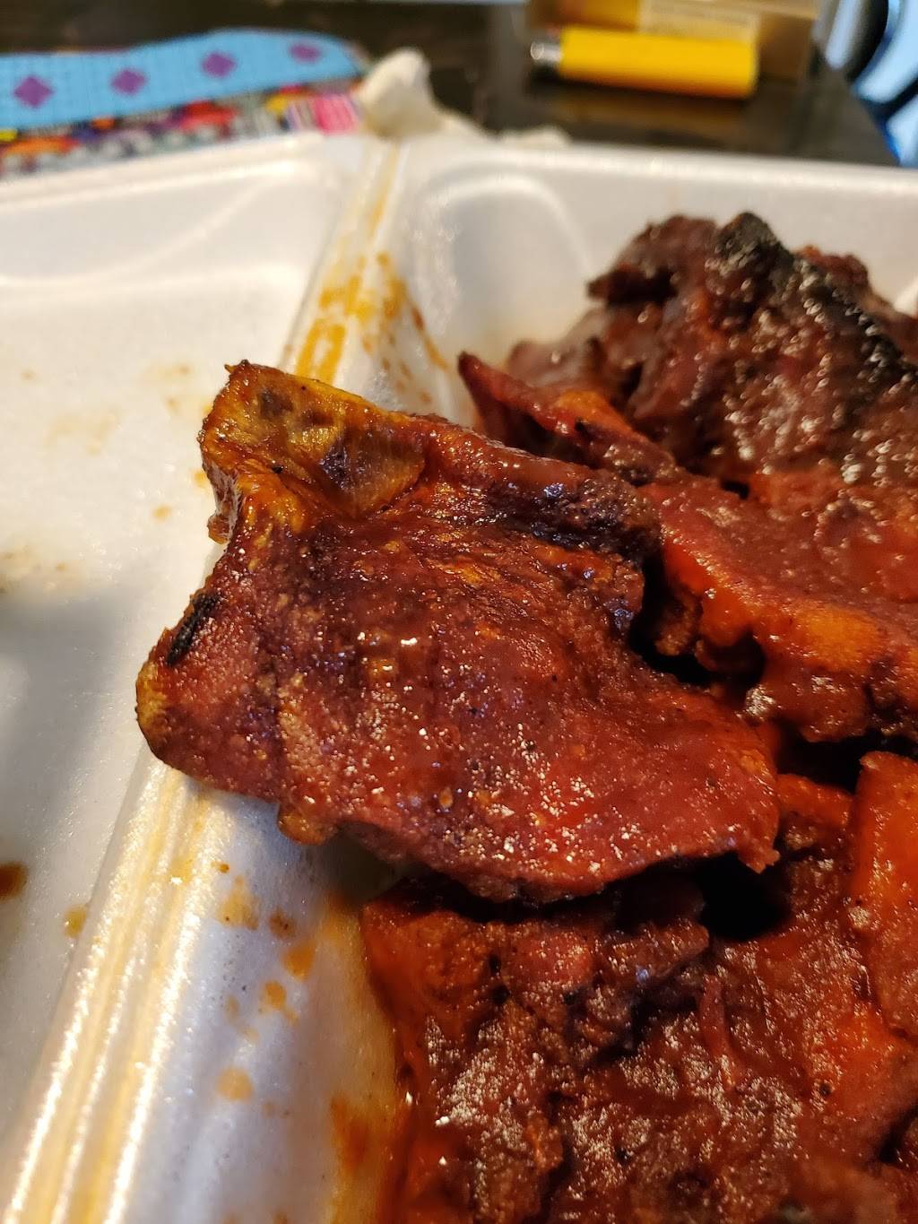 Ropers Ribs | restaurant | 6929 W Florissant Ave, St. Louis, MO 63136, USA | 3143816200 OR +1 314-381-6200