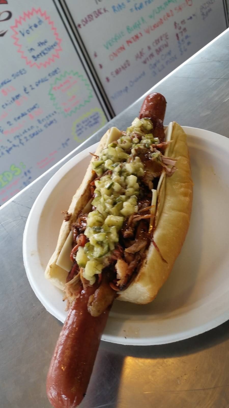 Smokey Sweet BBQ | restaurant | 13361 NY-22, Canaan, NY 12029, USA | 4137171368 OR +1 413-717-1368