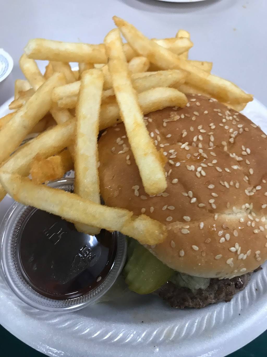 Hyrum Chevron | restaurant | 35 N 800 E, Hyrum, UT 84319, USA | 4352456018 OR +1 435-245-6018