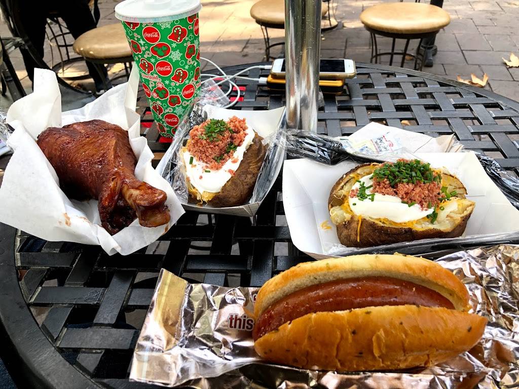 Troubadour Tavern | restaurant | 1313 S Harbor Blvd, Anaheim, CA 92802, USA | 7147813463 OR +1 714-781-3463