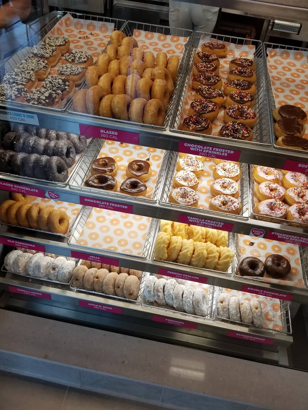 Dunkin | bakery | 2650 Wilton Square Pl, Powhatan, VA 23139, USA | 8042633218 OR +1 804-263-3218