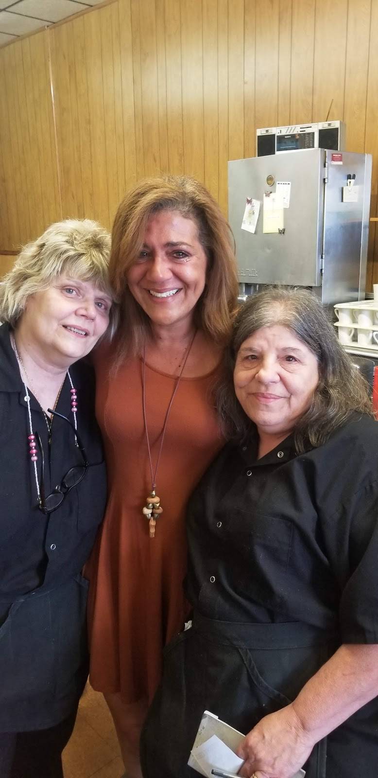 Bills Diner | restaurant | 1332 Lyell Ave, Rochester, NY 14606, USA | 5852547761 OR +1 585-254-7761