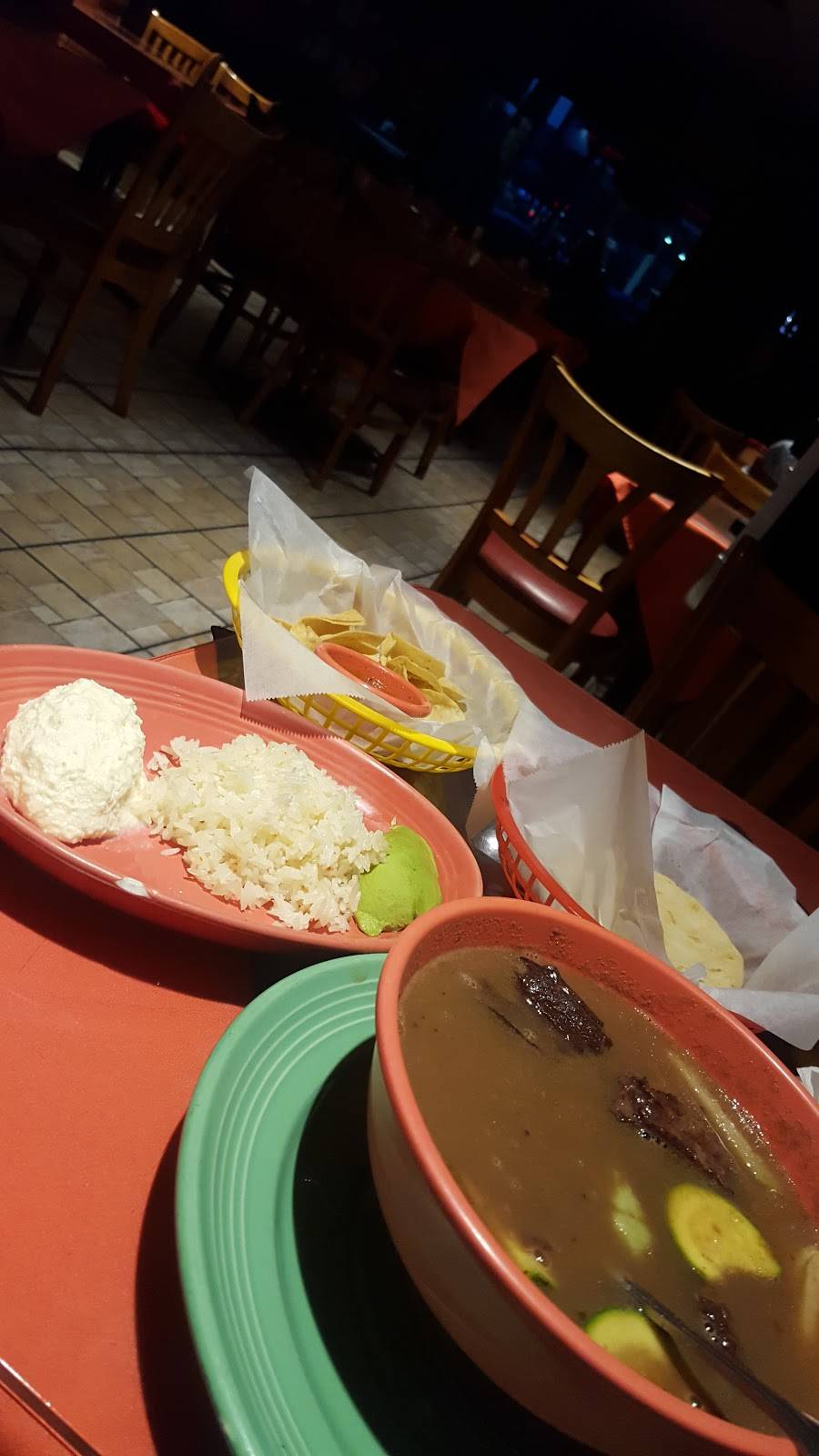 Pulgarcito Family Restaurant | restaurant | 1311 Vermont Ave, Los Angeles, CA 90006, USA | 2133886635 OR +1 213-388-6635