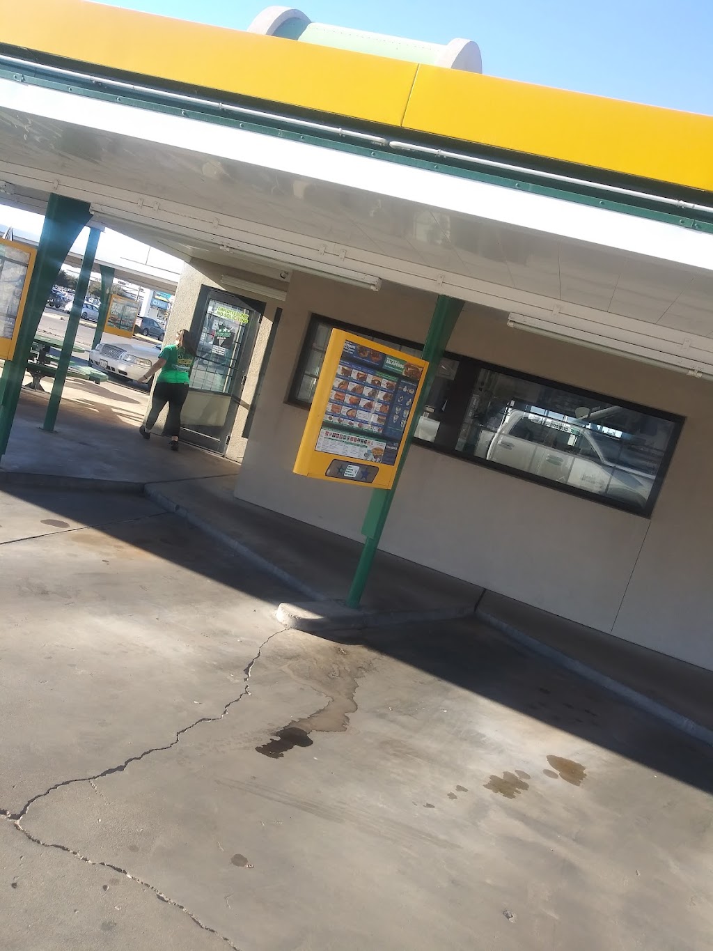 Stars Drive-in | restaurant | 3836 Andrews Hwy, Odessa, TX 79762, USA | 4323628591 OR +1 432-362-8591