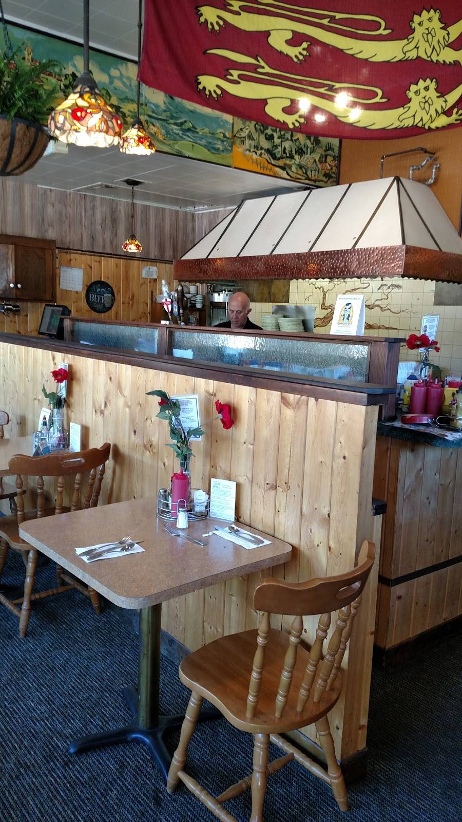 Friar Tucks Restaurant | restaurant | S.E. Corner 5th & Dolores St, Carmel-By-The-Sea, CA 93921, USA | 8316244274 OR +1 831-624-4274