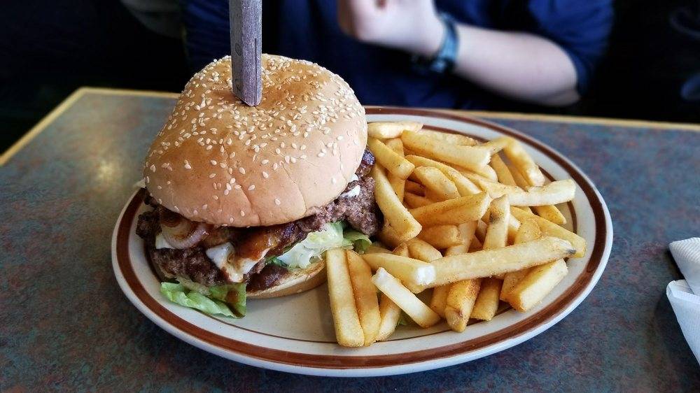 Gingers Restaurant | restaurant | 11555 E 63rd St, Raytown, MO 64133, USA | 8163569355 OR +1 816-356-9355