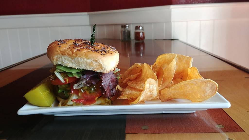 5th Street Pub | restaurant | 105 W 5th St, Perrysburg, OH 43551, USA | 4199319933 OR +1 419-931-9933