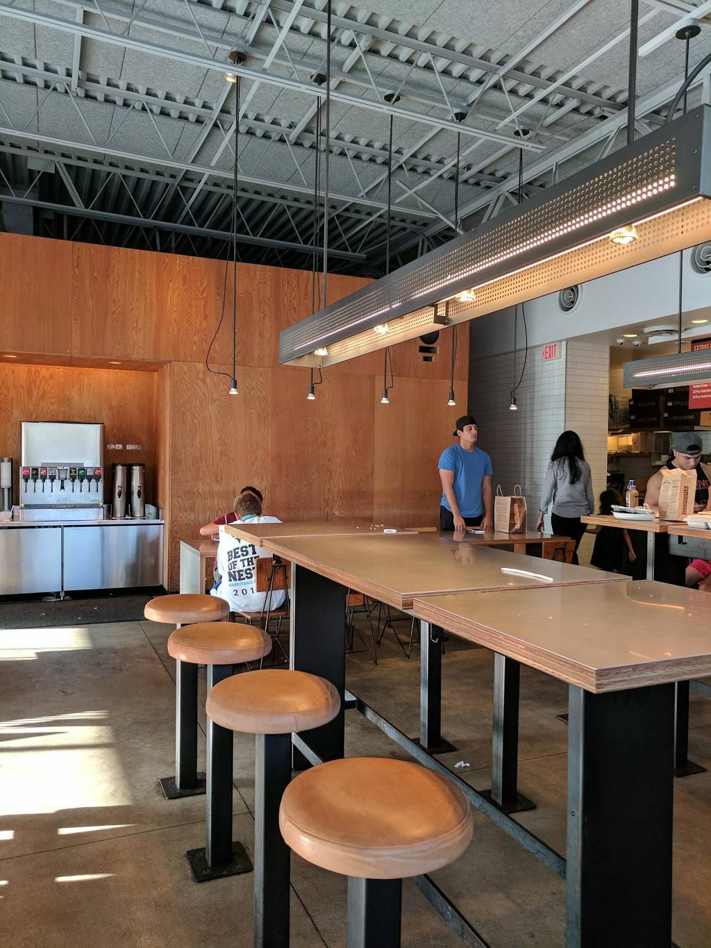 Chipotle Mexican Grill | restaurant | 9930 Glades Rd Ste F8, Boca Raton, FL 33434, USA | 5614778340 OR +1 561-477-8340