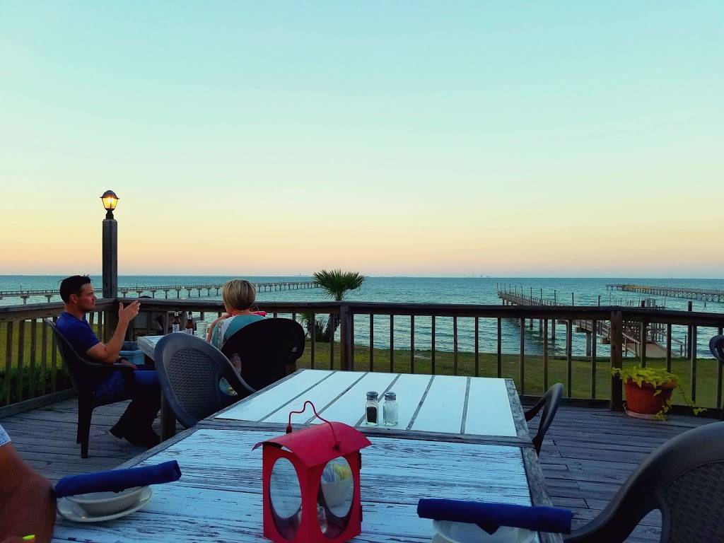 Yardarm Restaurant | restaurant | 4310 Ocean Dr, Corpus Christi, TX 78412, USA | 3618558157 OR +1 361-855-8157