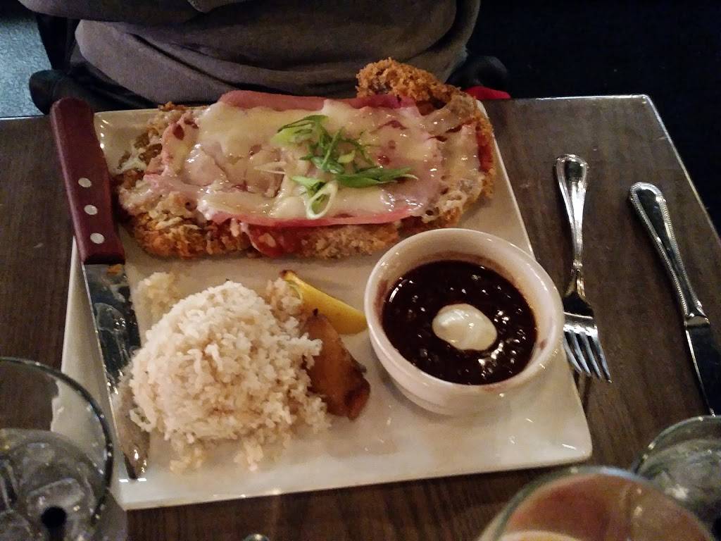 Kilkennys Irish Public House | restaurant | 400 W Front St, Traverse City, MI 49684, USA | 2319417527 OR +1 231-941-7527