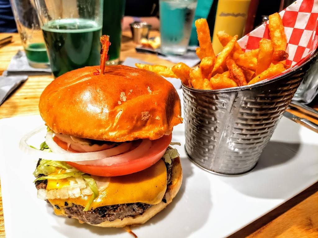 80/20 @ Kaelins Restaurant | restaurant | 1801 Newburg Rd, Louisville, KY 40205, USA | 5022008020 OR +1 502-200-8020