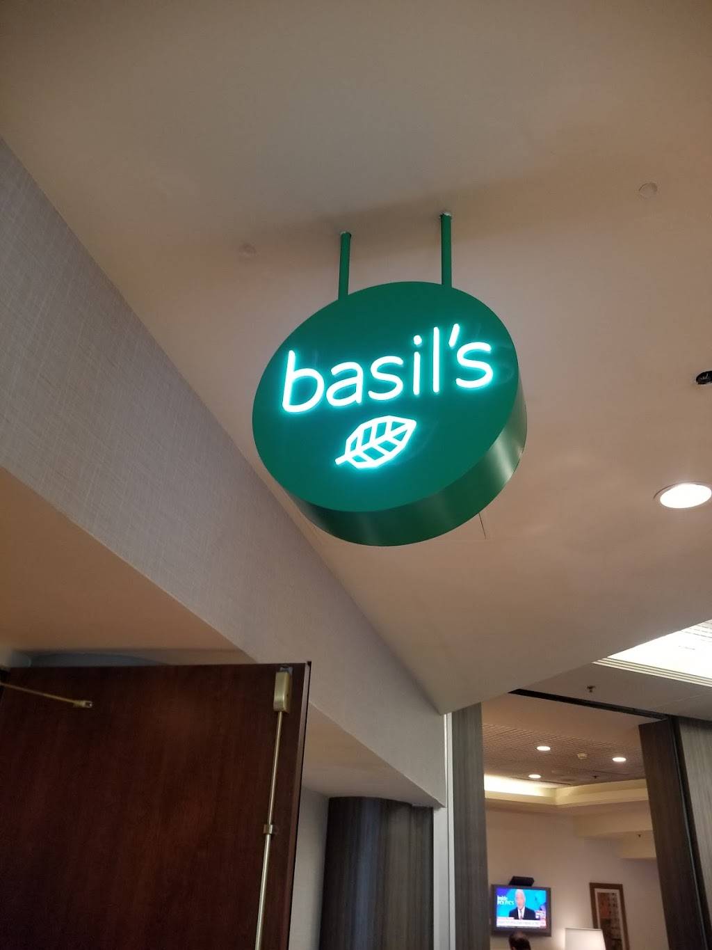 Basils Restaurant & Bar | restaurant | 12015 Harbor Blvd, Garden Grove, CA 92840, USA | 7147501000 OR +1 714-750-1000