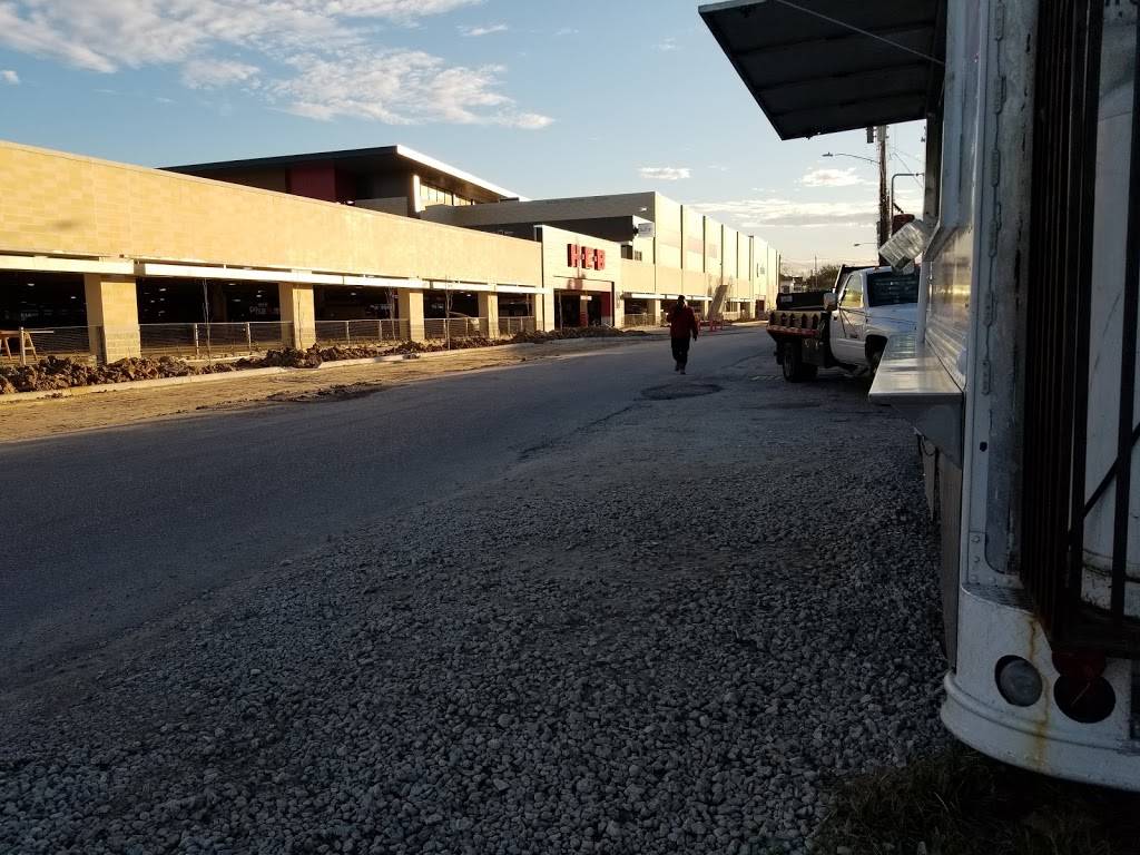 Taqueria Don Tin | restaurant | 693 W 23rd St, Houston, TX 77008, USA | 8323960519 OR +1 832-396-0519