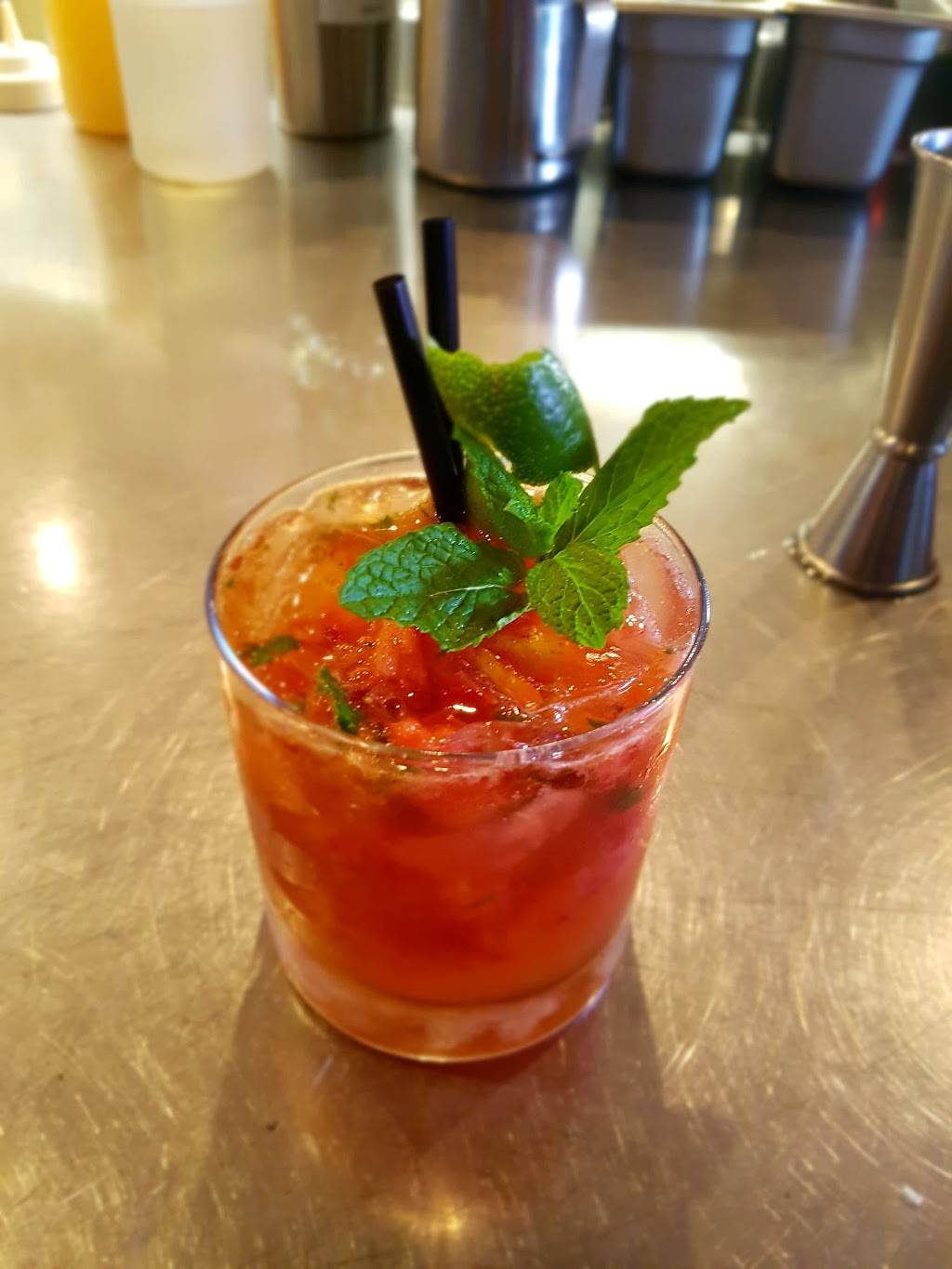 El Pequeño | restaurant | 8610 Roosevelt Ave #4, Jackson Heights, NY 11372, USA | 7182057128 OR +1 718-205-7128