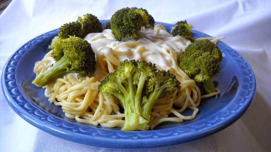 Quacks Village Inn | restaurant | 7239 Hwy 20, Madison, NY 13402, USA | 3158931806 OR +1 315-893-1806