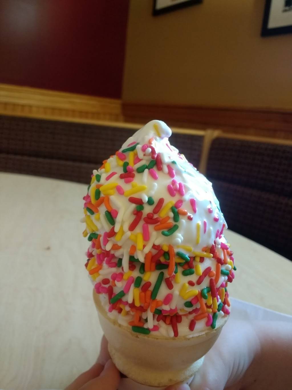 Dairy Queen | restaurant | 262 S N Market St, East Palestine, OH 44413, USA | 3304262652 OR +1 330-426-2652