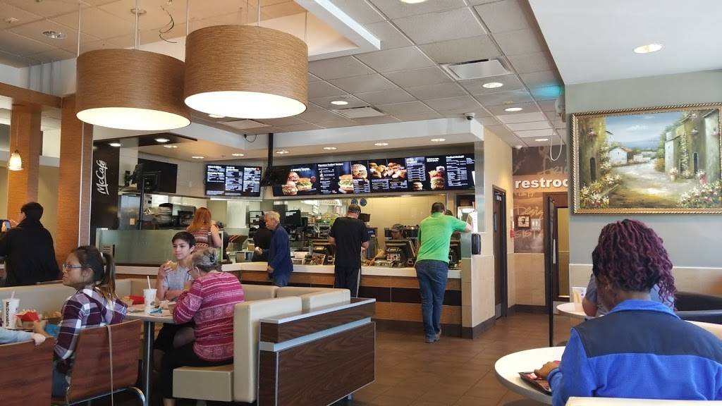 McDonalds | cafe | 3025 Ella Blvd, Houston, TX 77018, USA | 7138611341 OR +1 713-861-1341
